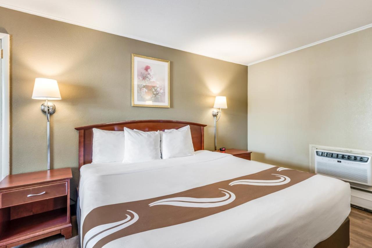 Rodeway Inn ポキプシー エクステリア 写真